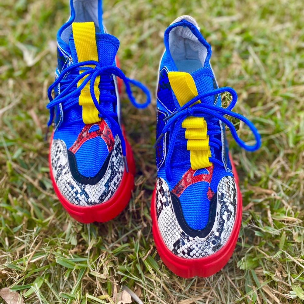 Colorful thick rare shoes